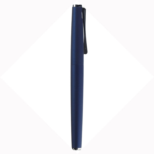 עט נובע סטודיו כחול עם ציפורן מדיום מבית לאמי