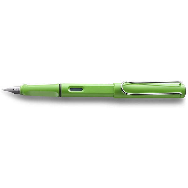עט נובע ספארי ירוק, ציפורן מדיום מבית לאמי